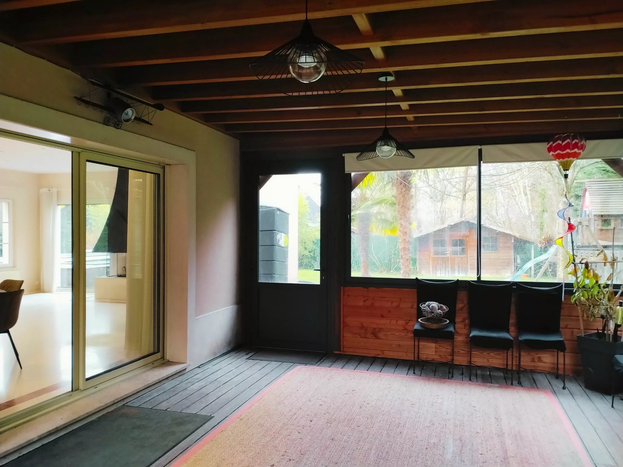 Véranda de 30 m² ouverte sur le jardin d’une maison à vendre à Héricy