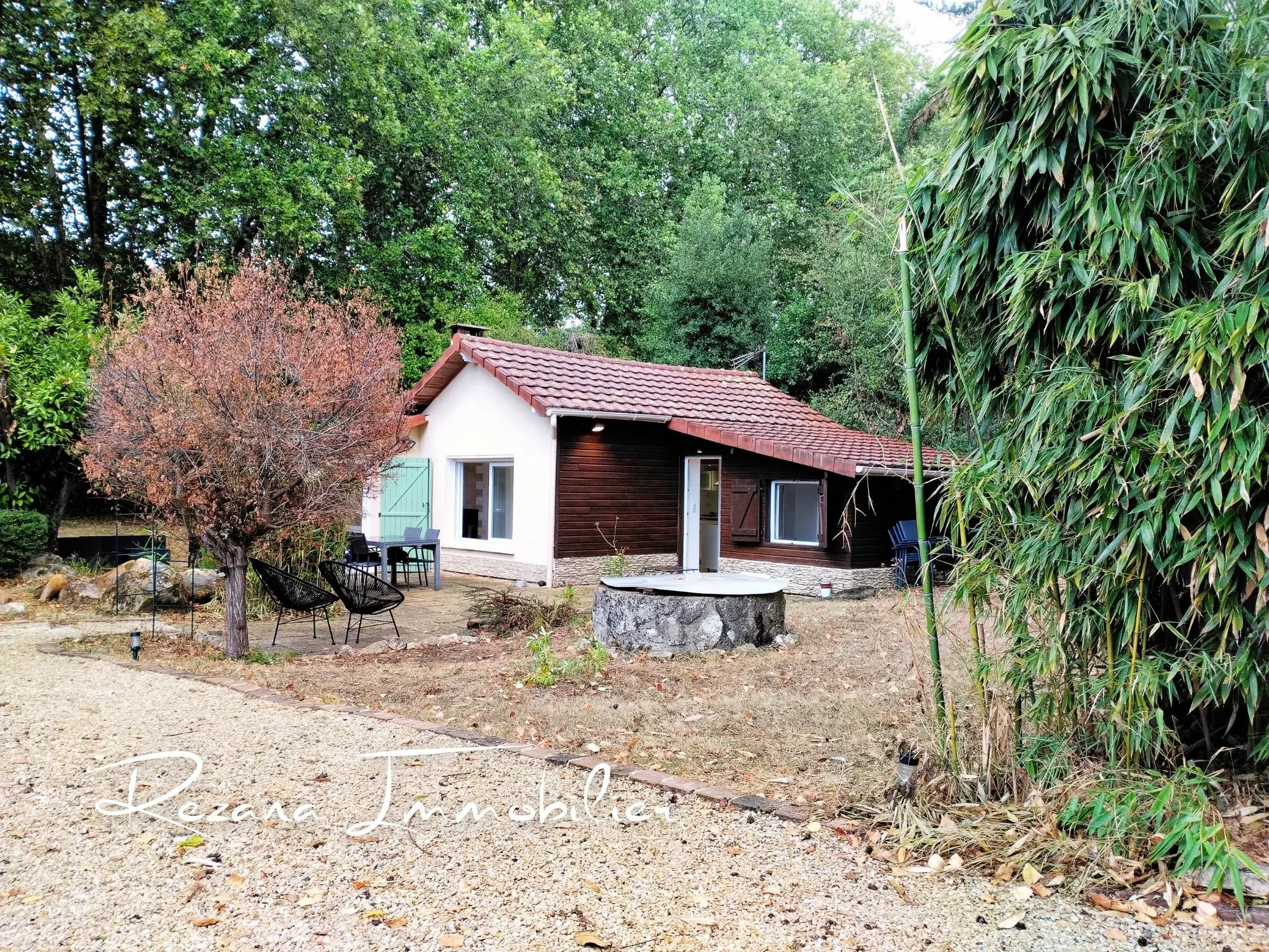 Maison de plain-pied avec jardin à Thomery