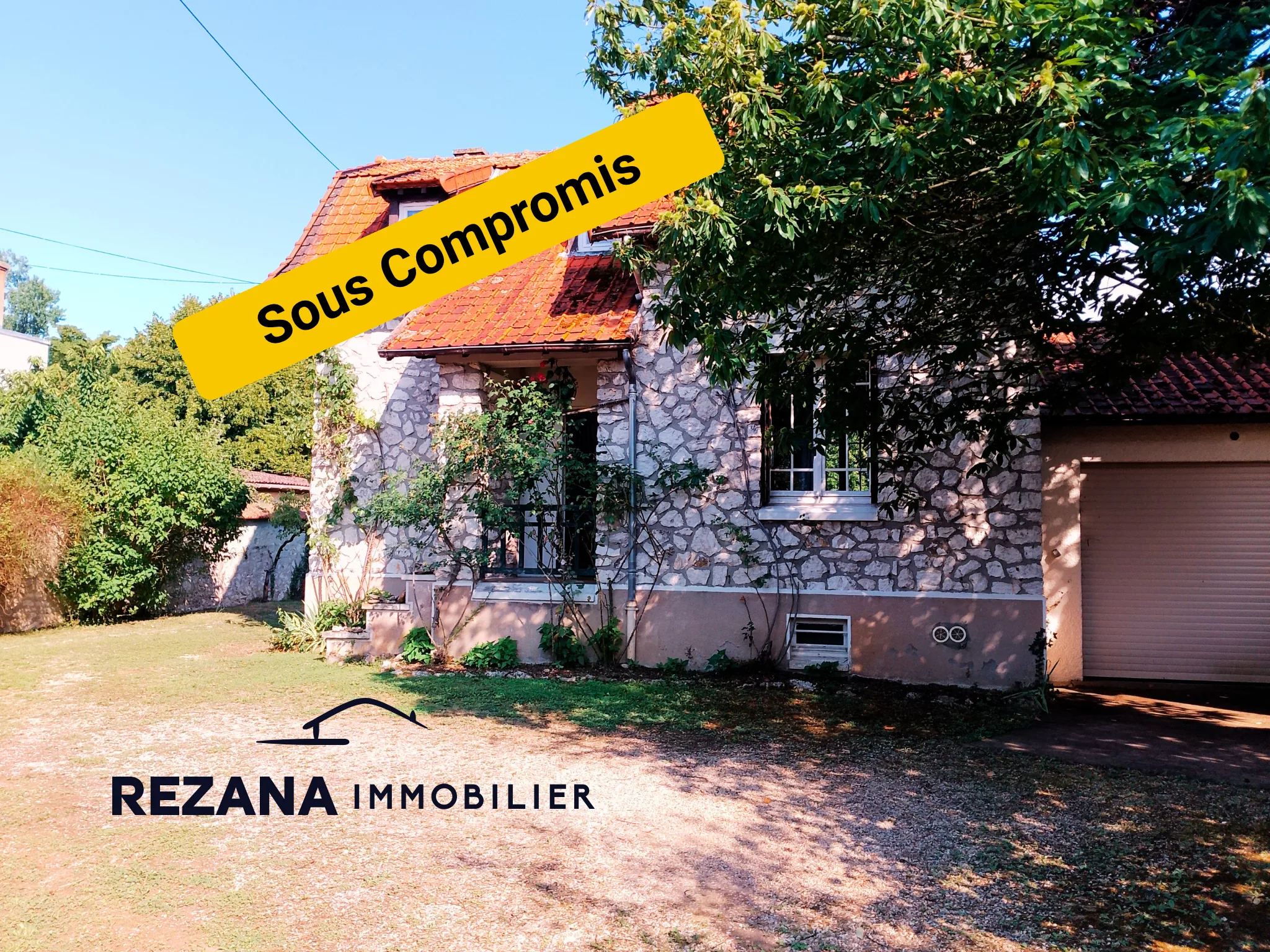 Maison meulière à vendre à Héricy avec jardin, présentée par un conseiller immobilier local