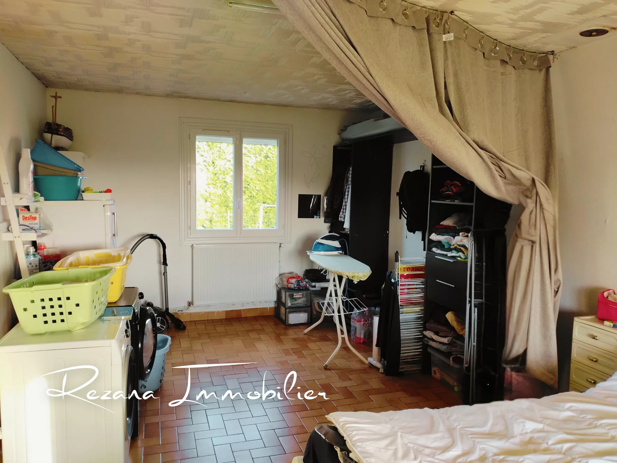 Grande pièce de 22,5 m² à aménager dans une maison à vendre de plain-pied à Machault