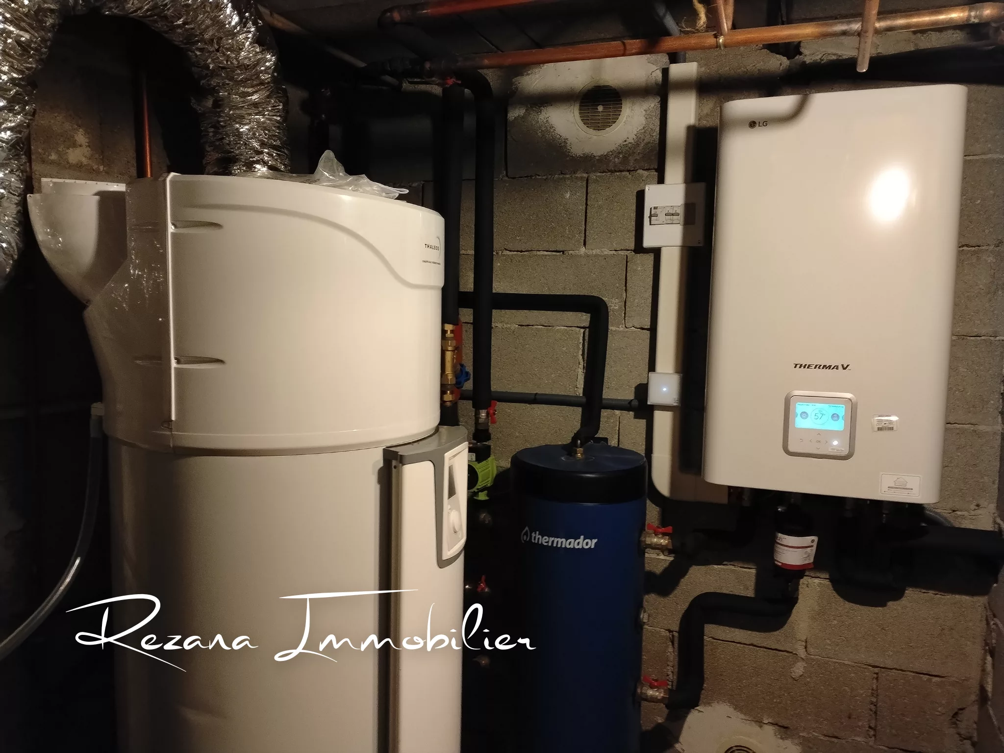 Chaufferie avec pompe à chaleur récente dans une maison à vendre à Machault