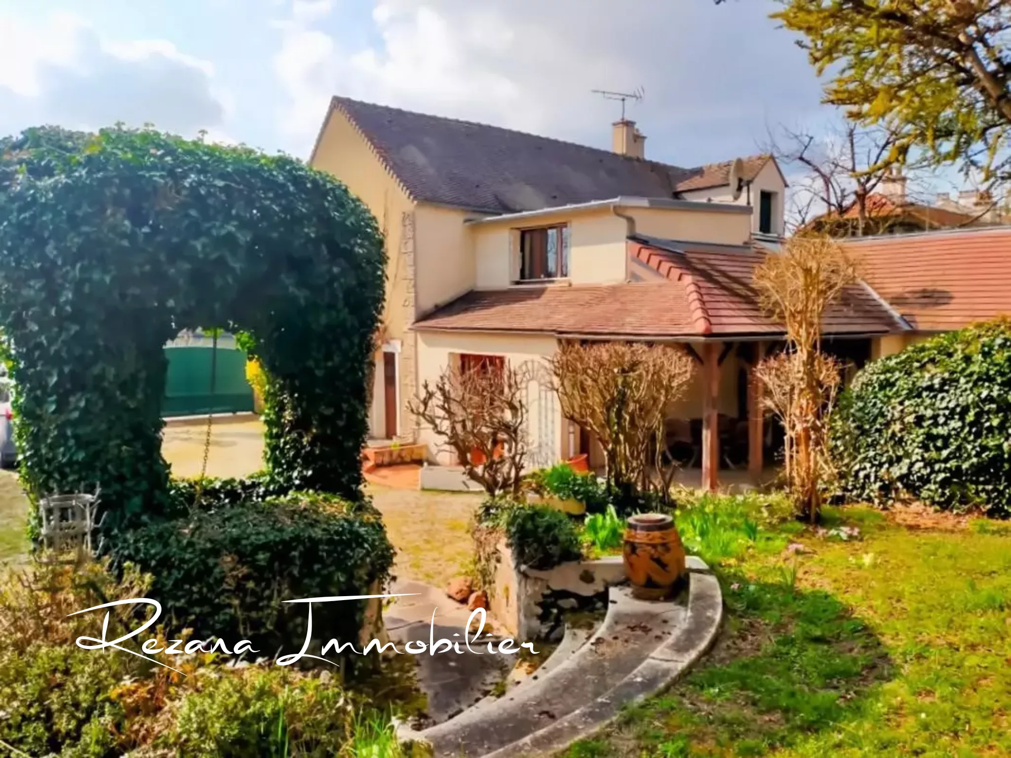 Maison 2 pièces 15 m² · à Chartrettes · 15 m² · 650 000 €