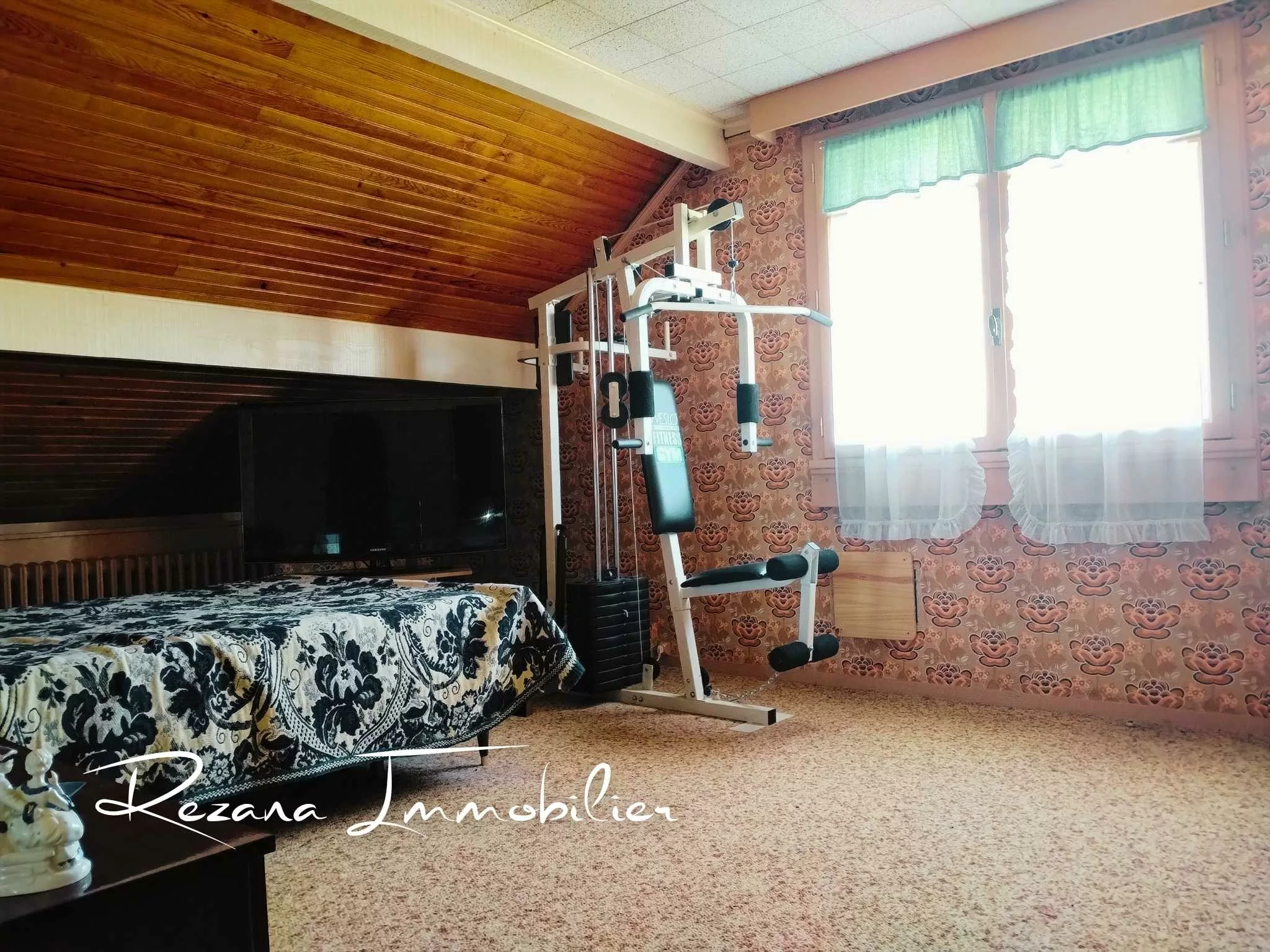 grande chambre lumineuse maison étage