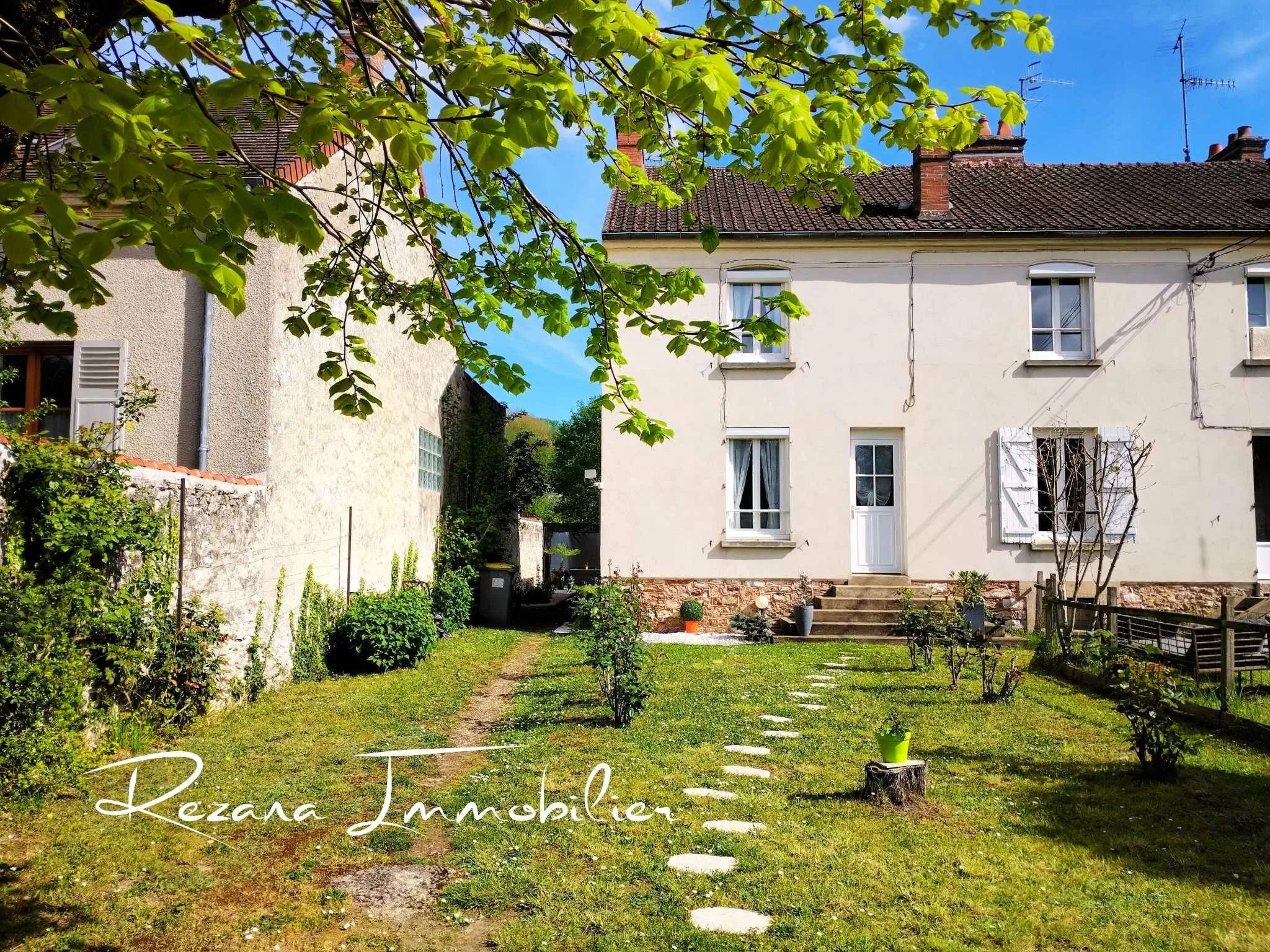 façade maison à vendre Héricy centre rénovée