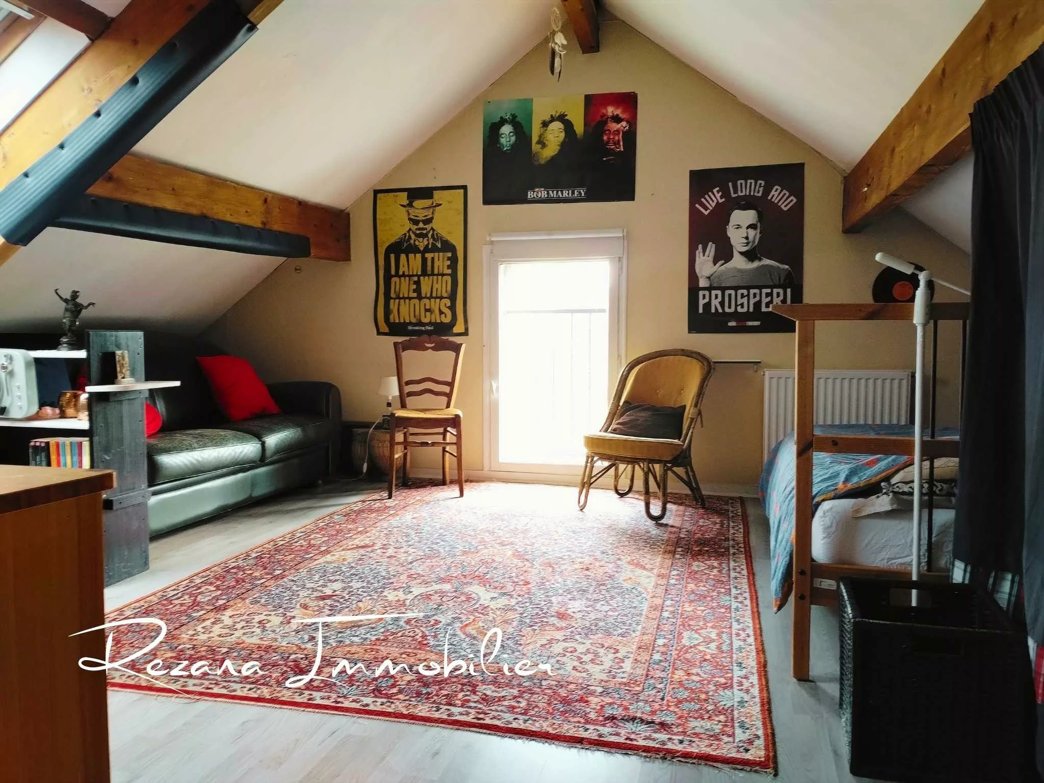 Troisième chambre dans une maison de cinq chambres à Samoreau